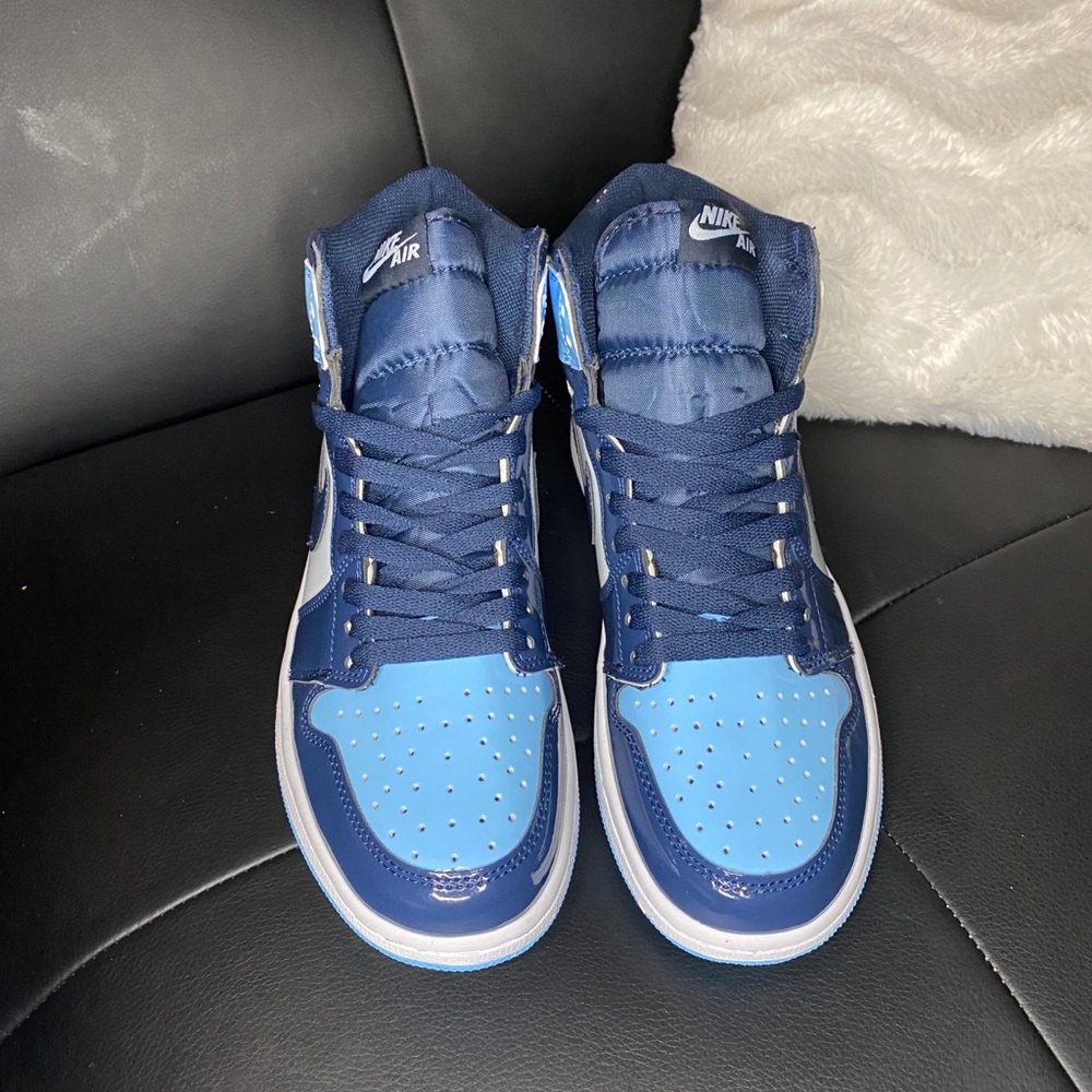 JORDAN 1 BLUE CHILL HIGH (SIZE 8W)
